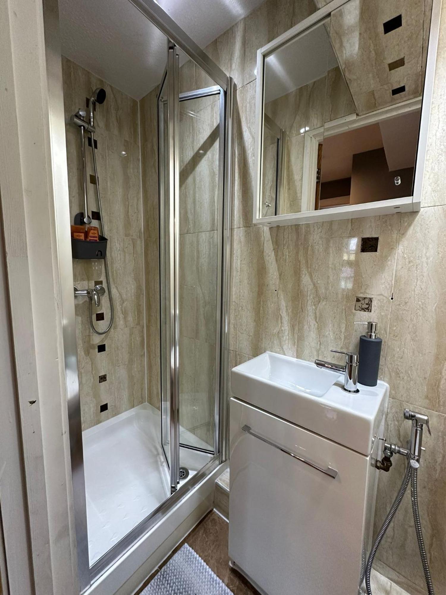 Lovely 2 Bedrooms Apartment 伦敦 外观 照片